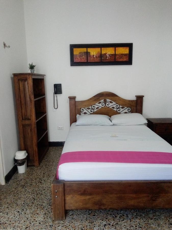 Hotel Maceo Melgar Dış mekan fotoğraf