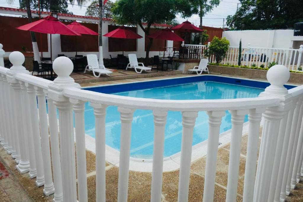 Hotel Maceo Melgar Dış mekan fotoğraf