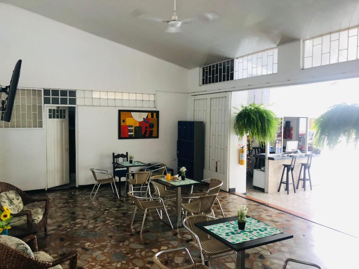 Hotel Maceo Melgar Dış mekan fotoğraf