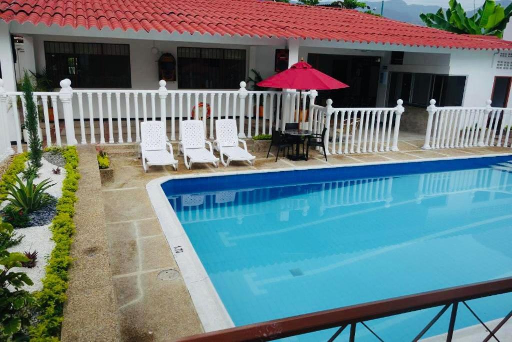 Hotel Maceo Melgar Dış mekan fotoğraf