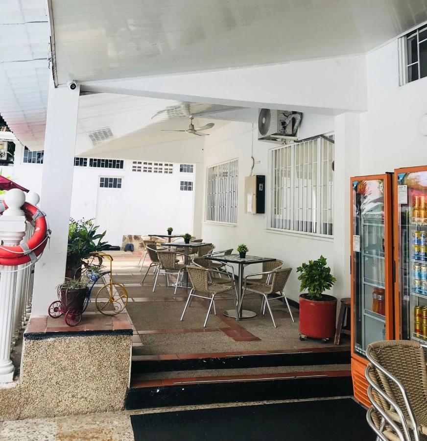 Hotel Maceo Melgar Dış mekan fotoğraf
