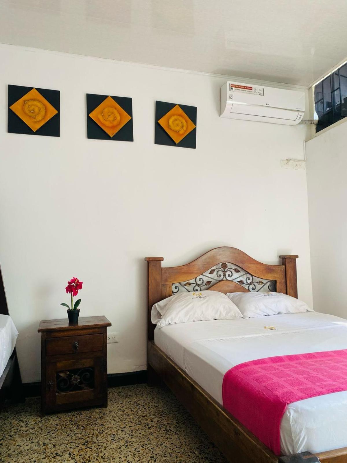 Hotel Maceo Melgar Dış mekan fotoğraf