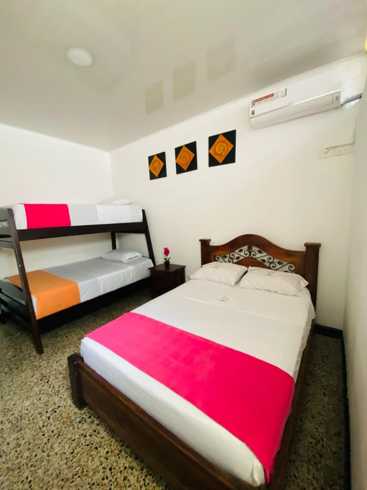 Hotel Maceo Melgar Dış mekan fotoğraf