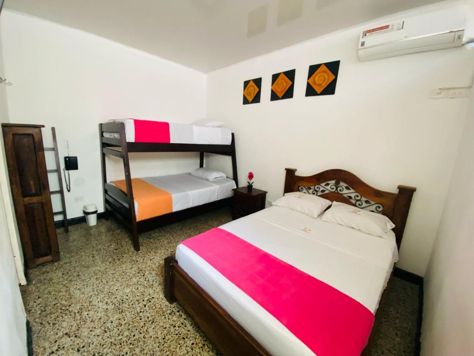 Hotel Maceo Melgar Dış mekan fotoğraf