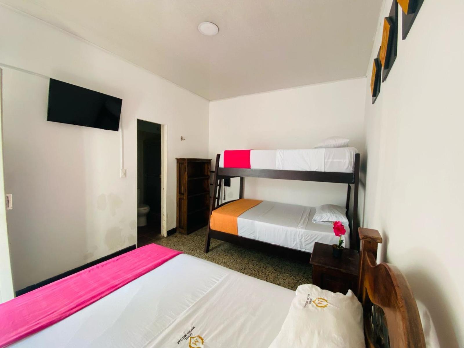 Hotel Maceo Melgar Dış mekan fotoğraf